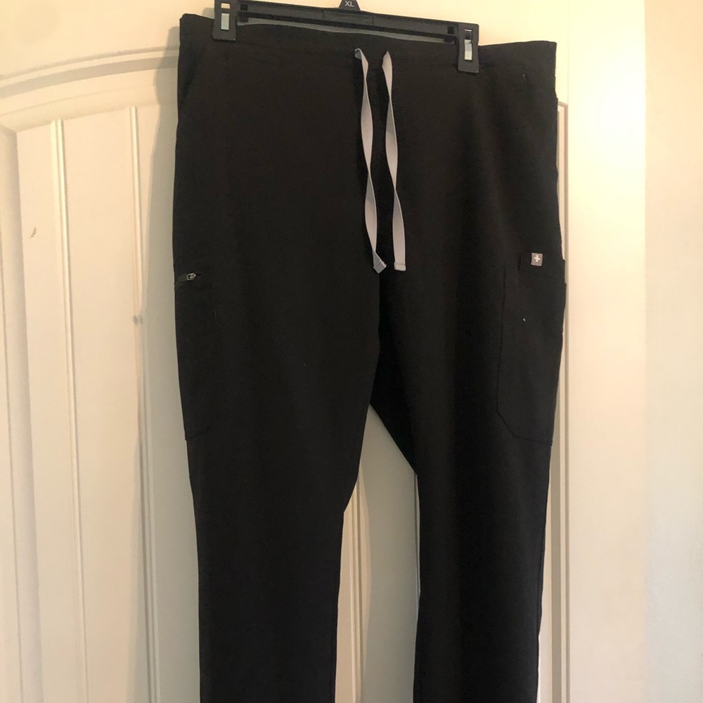 Figs scrub pants brand new never worn